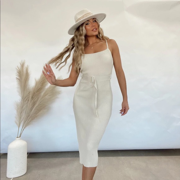 lane 201 Dresses & Skirts - Read My Mind Midi Dress